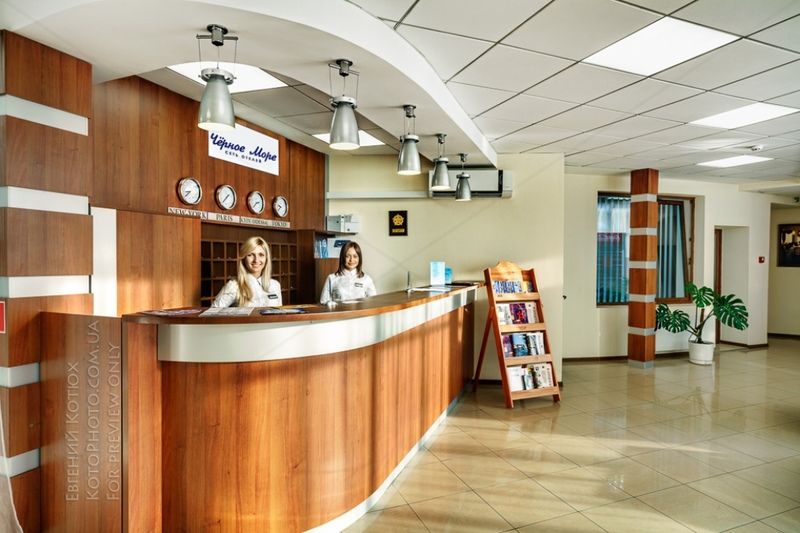 Black Sea Hotel Киев Екстериор снимка