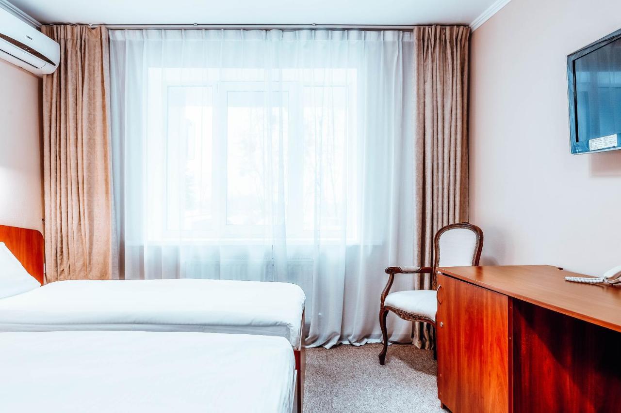Black Sea Hotel Киев Екстериор снимка